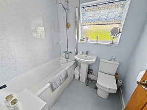 Photo 15- click for photo gallery